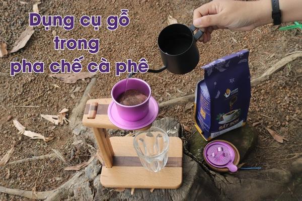 trang trí dụng cụ gỗ pha chế